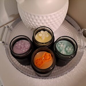 Bia’s Duftkerze im Glas aus veganem Sojawachs mit ätherischen Ölen handgefertigt